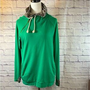 &‎ Green Hoodie with Grey /White Polka Dot sleeve Pads Size XL